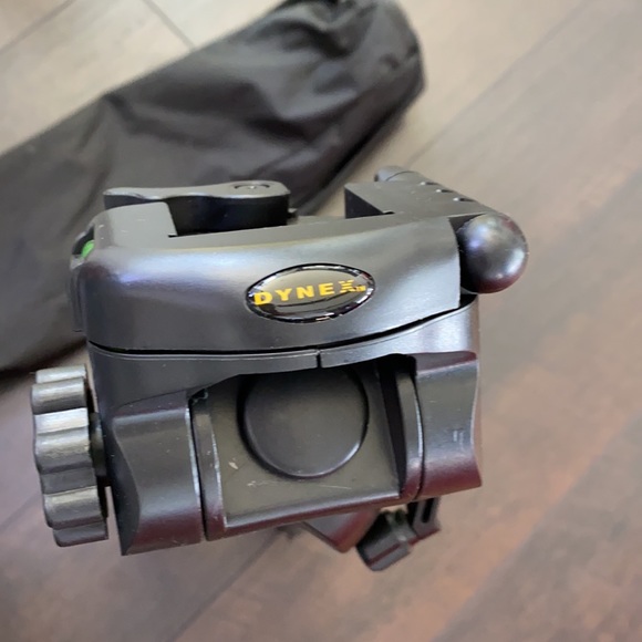 DYNEX - TRP60 Camera Tripod - Picture 3 of 3